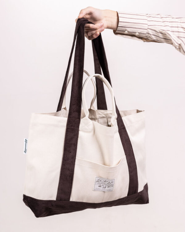 taska_fw25_hneda1_U2 Velká plátěná taška