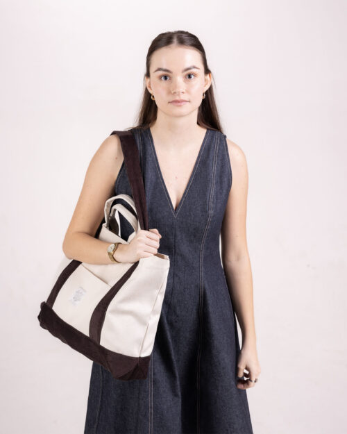 taska_fw25_hneda2_U1 Velká plátěná taška