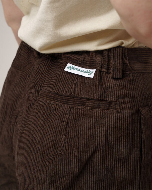 Hnědé manšestráky