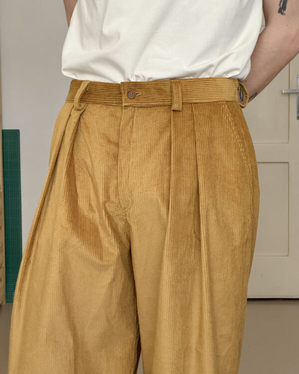 Horčicové manšestráky