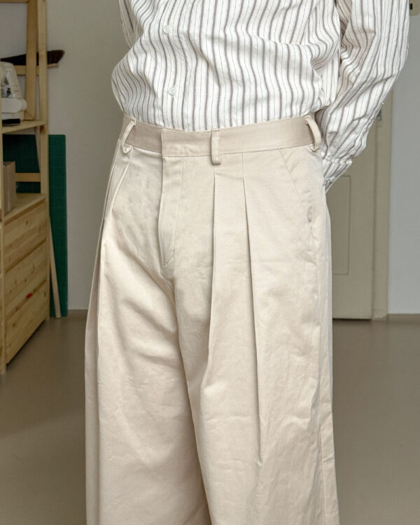 predprodej_spolecenskekalhotySS26 - M5 Společenské kalhoty